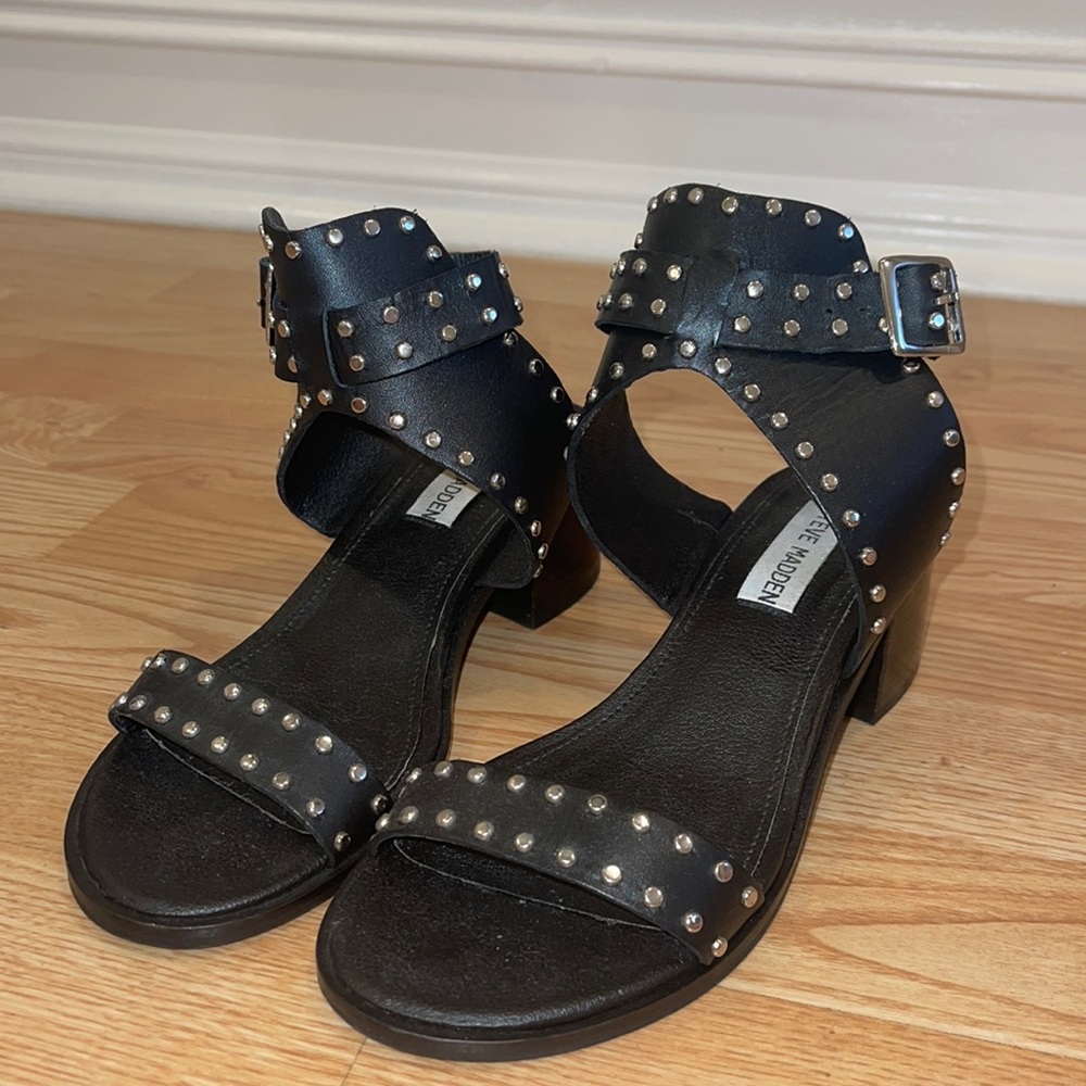 Steve Madden Sandals Size 5